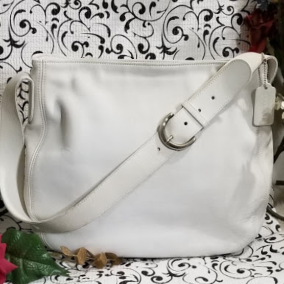 coach white leather shoulder bag